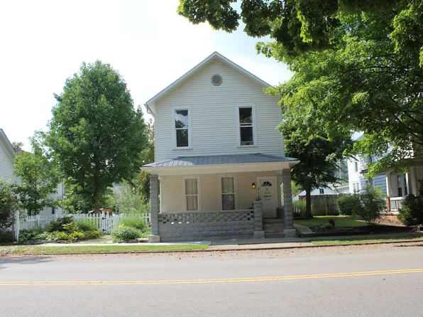 313 N Main St, Sugar Grove, OH 43155