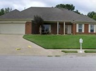 1592 London Ter, Springdale, AR 72764