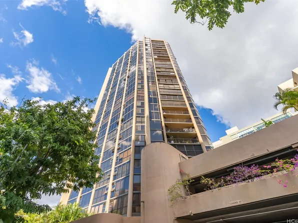 2101 Nuuanu Ave #1-2002, Honolulu, HI 96817