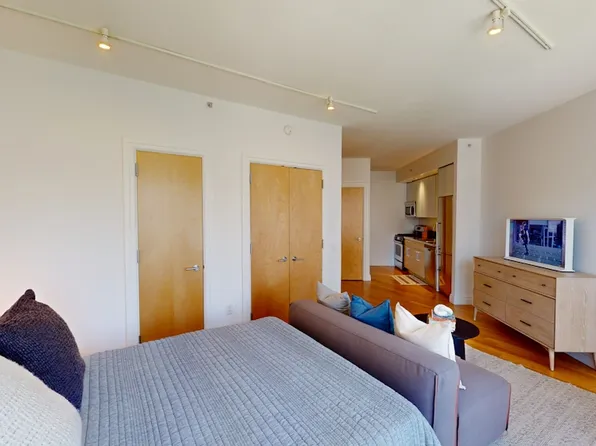 550 West 54th Street 1147 image 2 of 27