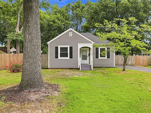 4th image of 683 Ellen Rd