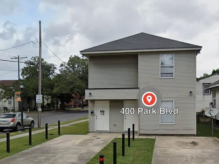400 Park Blvd — Photo 2