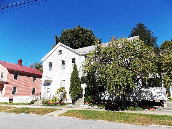 4th image of 87 Oak St