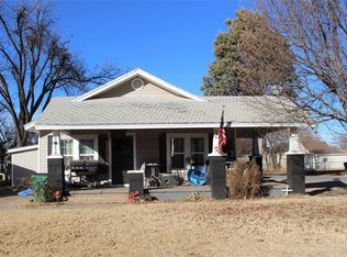 201 W Harrison St, Mangum, OK 73554