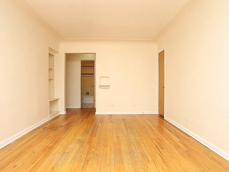 Belmore Apartments — Photo 69