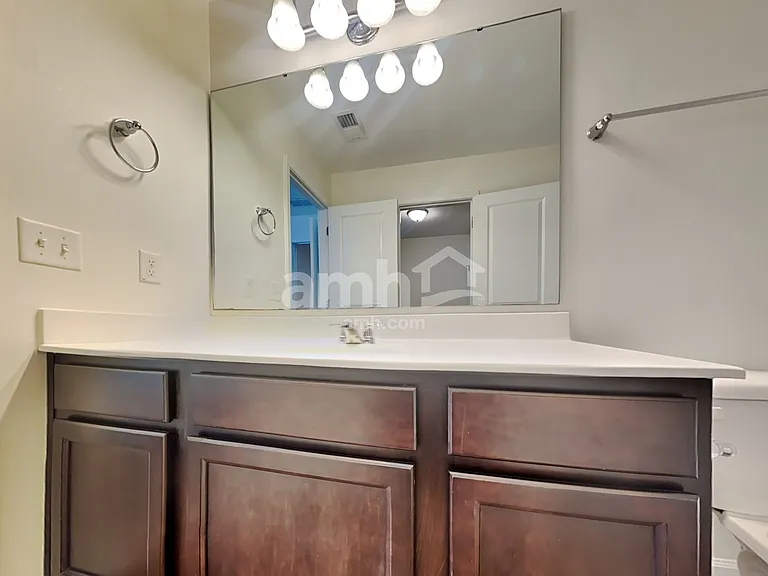 115 Orion Way — Photo 17