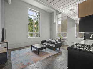 60 E Spring St APT 223, Columbus, OH 43215