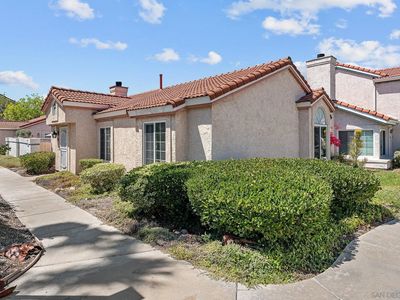 1075 Hayuco Plz, Chula Vista, CA, 91910