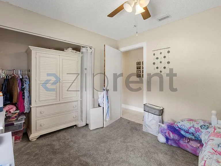 5140 NW 11th Dr — Photo 12