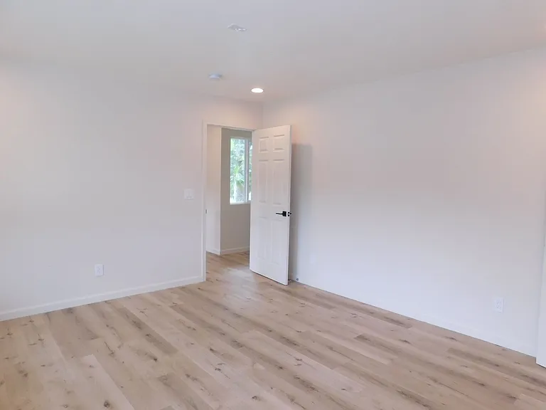 893 Kainui Dr — Photo 11