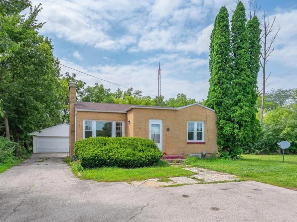 3730 South Browns Lake DRIVE, Burlington, WI 53105