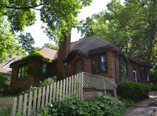 335 58th St, Des Moines, IA 50312