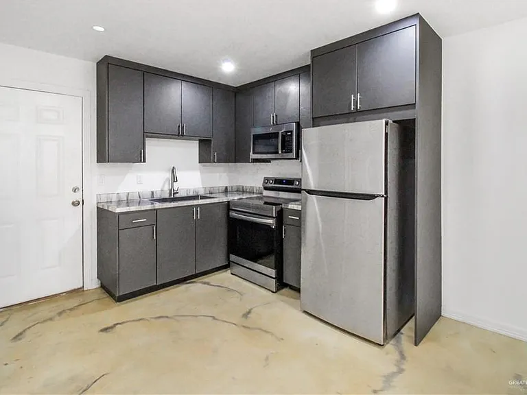 511 Lotto Ln #1 — Photo 3