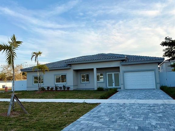 2nd image of 12900 SW 264th St