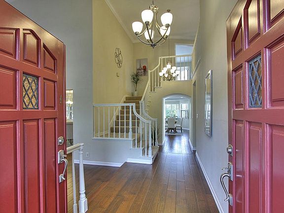 2nd image of 5946 Crossmont Cir