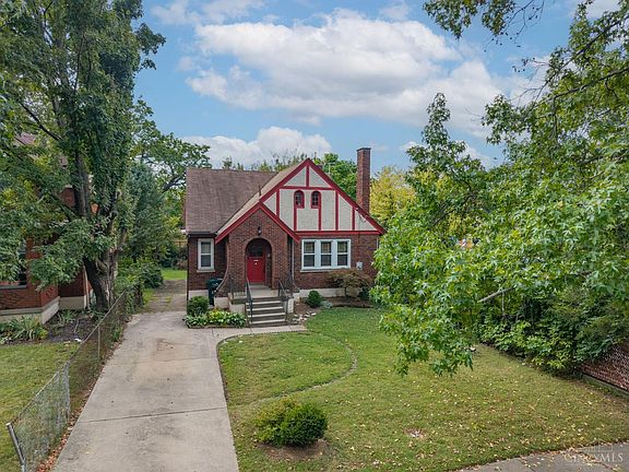3rd image of 3011 Montclair Ave