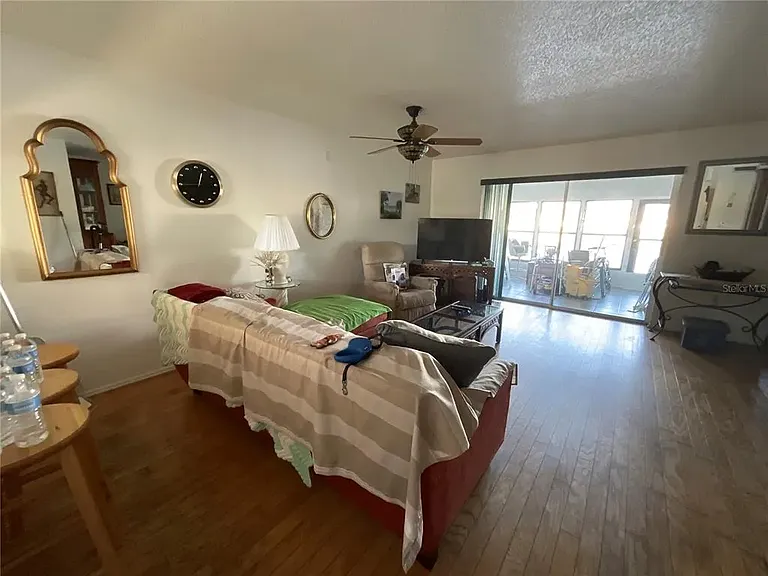 3811 Sailmaker Ln — Photo 4