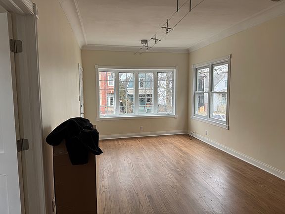 3rd image of 4344 N Monticello Ave Unit 2