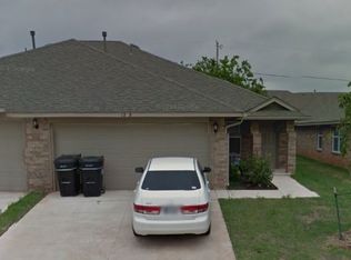 125 NE 23rd St #B, Moore, OK 73160