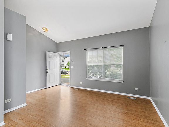 2nd image of 2834 Troon Dr