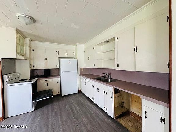 5th image of 340 N 10th St