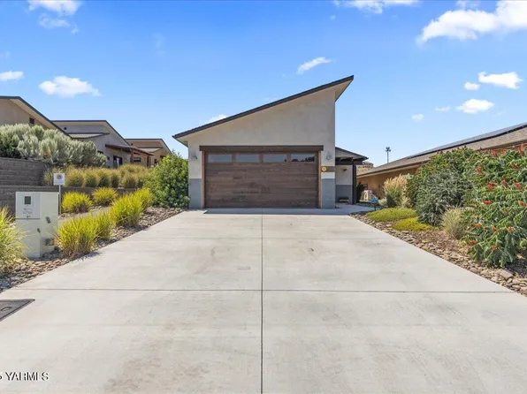 800 Selah Vista Way, Selah, WA 98942