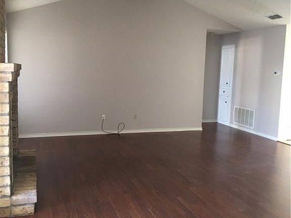 2nd image of 4214 Wolf Creek Dr