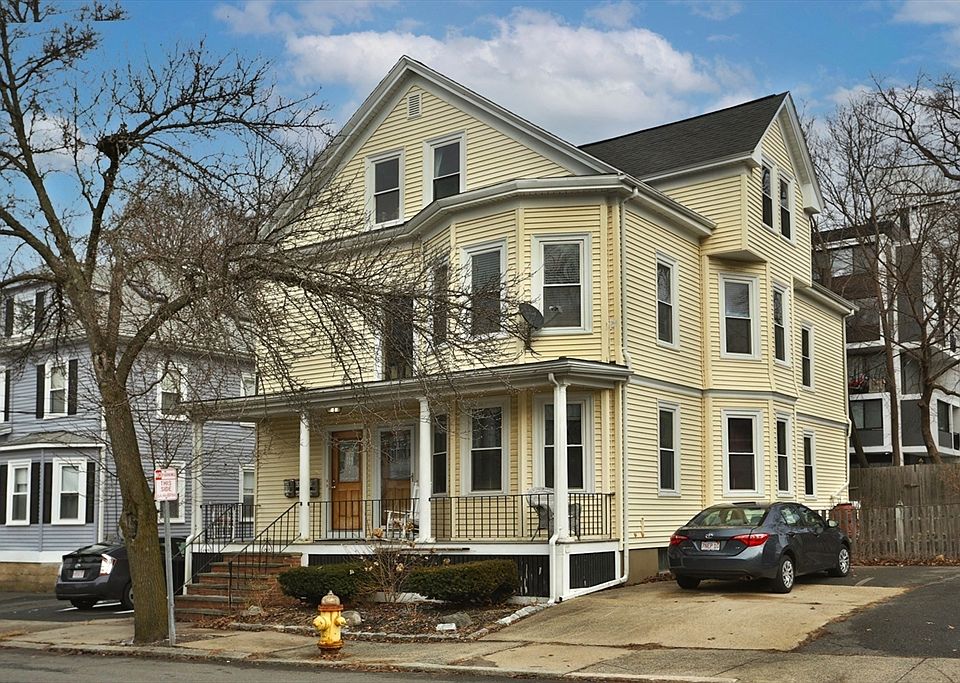 1st image of 25 Wisteria St #2