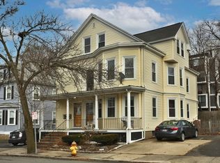 25 Wisteria St #2, Salem, MA 01970