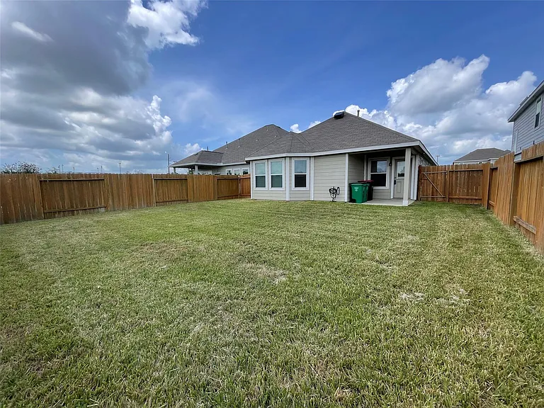 6515 James Michael Dr — Photo 16