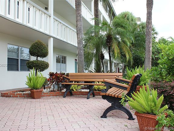 4th image of 3402 Bimini Ln APT G4