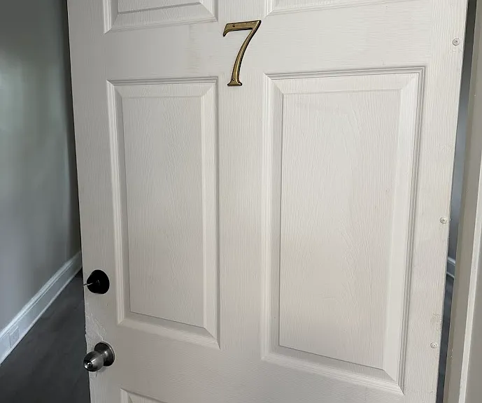 527 W Orange St #7 — Photo 4
