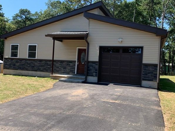 111 Split Rock Rd