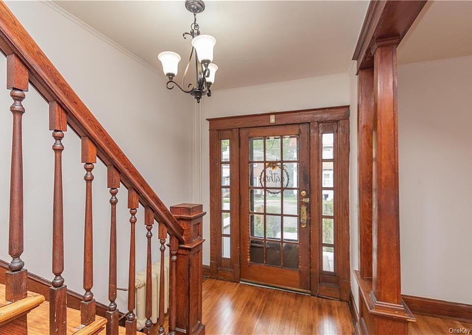 1st image of 42 Fullerton Ave