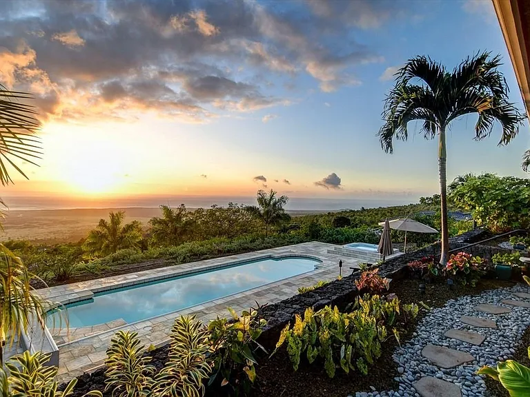 72-4080 Pa Kukui Pl — Photo 1