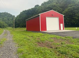 150 Pine Lick Rd, Whitleyville, TN 38588