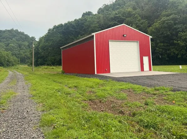 150 Pine Lick Rd, Whitleyville, TN 38588