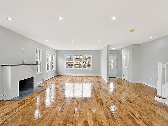 2nd image of 137-25 224th St #A