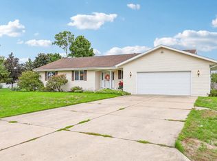720 E Holly Rd, Beloit, WI 53511