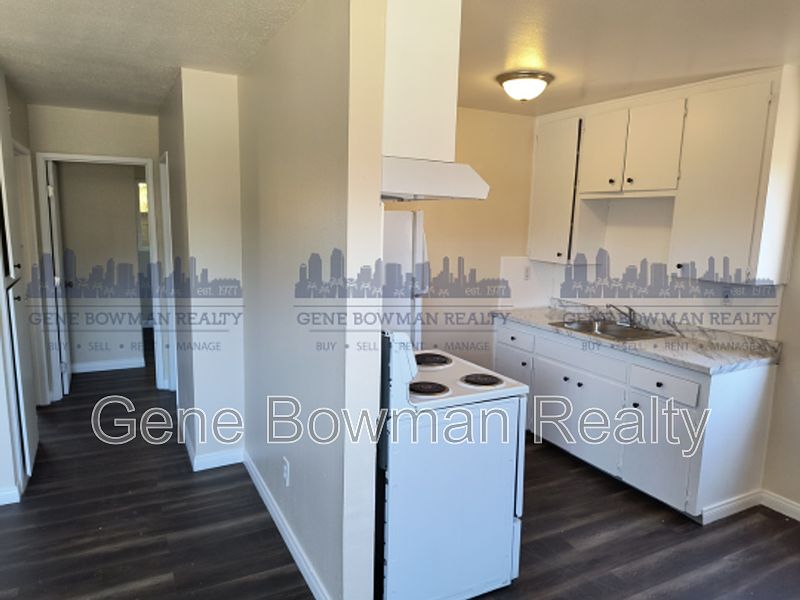 1st image of 708D M Ave #D