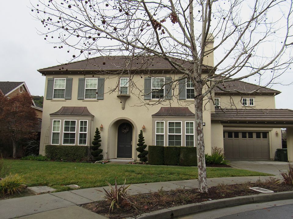 2nd image of 20 Valleyview Ter