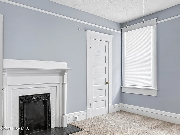 325 Ellis St #B — Photo 7