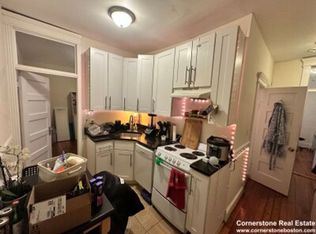 65 Burbank St APT 18, Boston, MA 02115