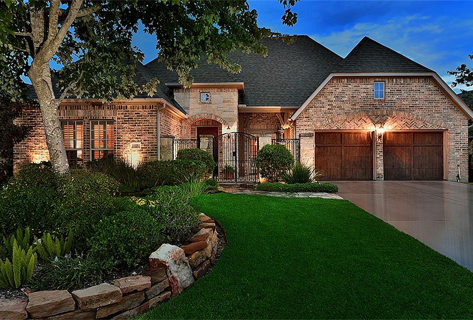 1st image of 118 W Crystal Canyon Cir