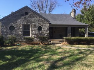 316 Ridgeway Ave, Saint Matthews, KY 40207