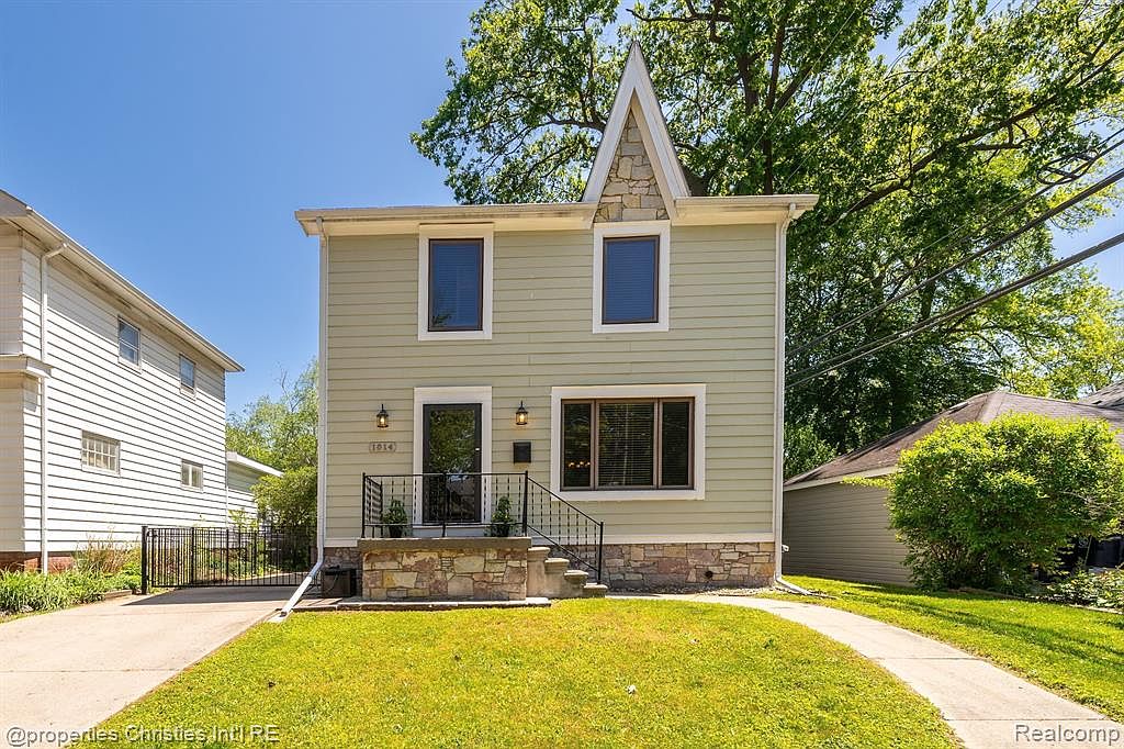 1014 N Alexander Ave, Royal Oak, MI 48067 MLS 20230086584 Zillow