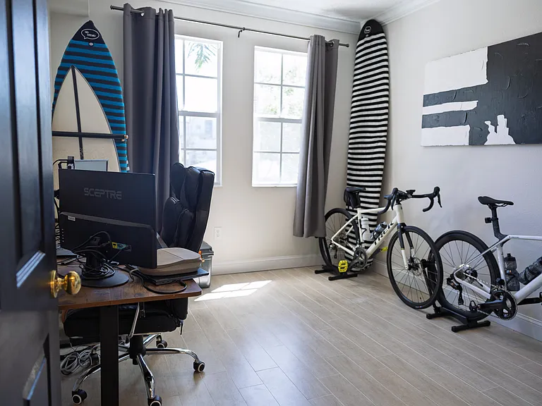 533 NE 3rd Ave #206 — Photo 15