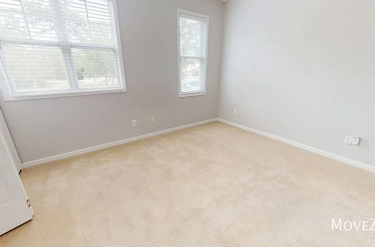 955 Downey Branch Ln — Photo 24