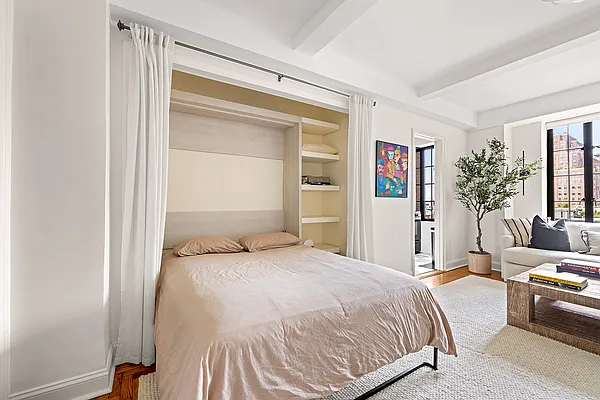 Rented by Compass | media 3