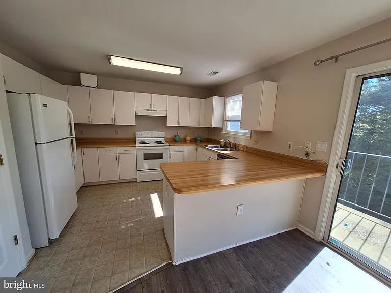 21 Stonewall Ct — Photo 16
